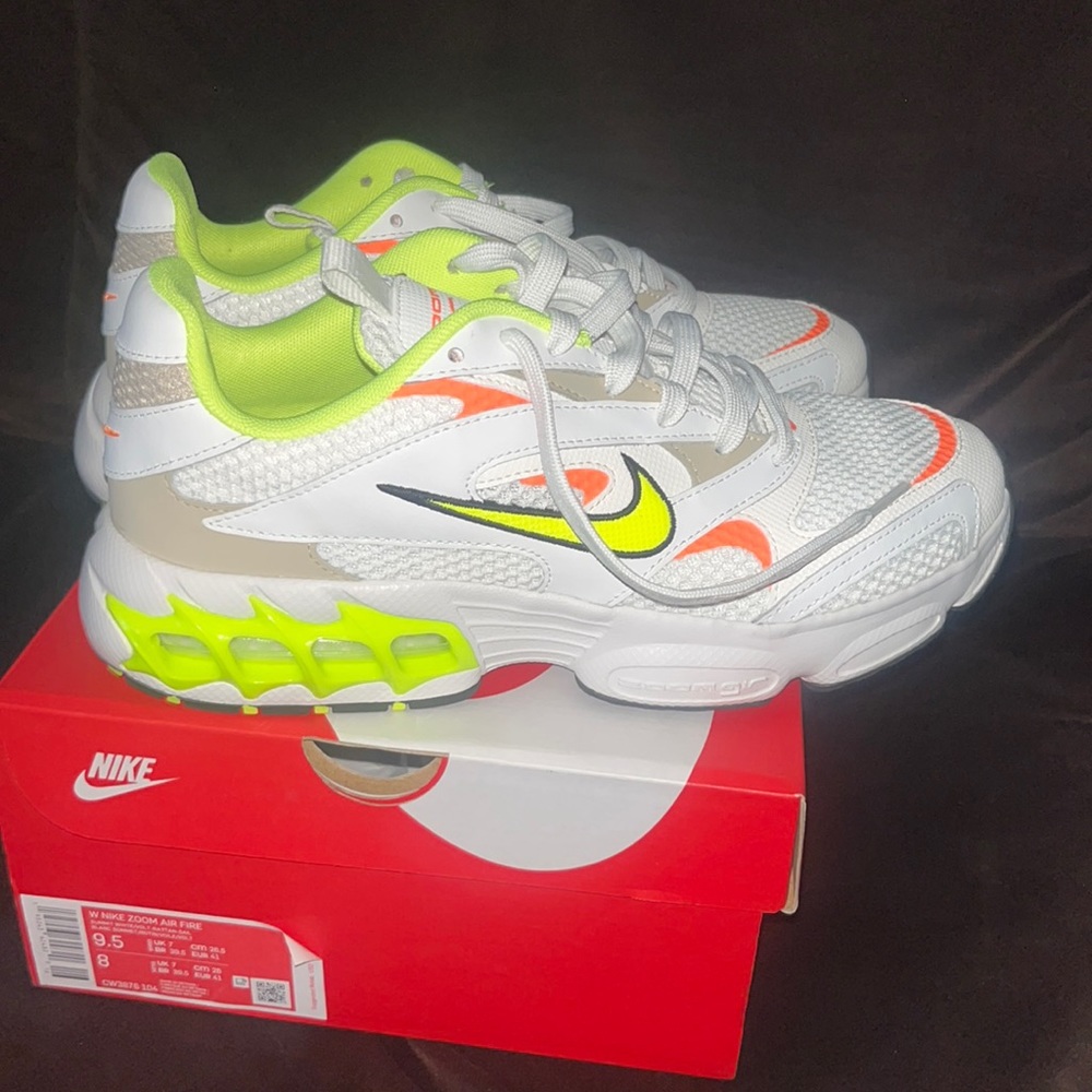 Women's Nike Zoom Air Fire Summit White Volt CW3876 104 Size 9.5 New